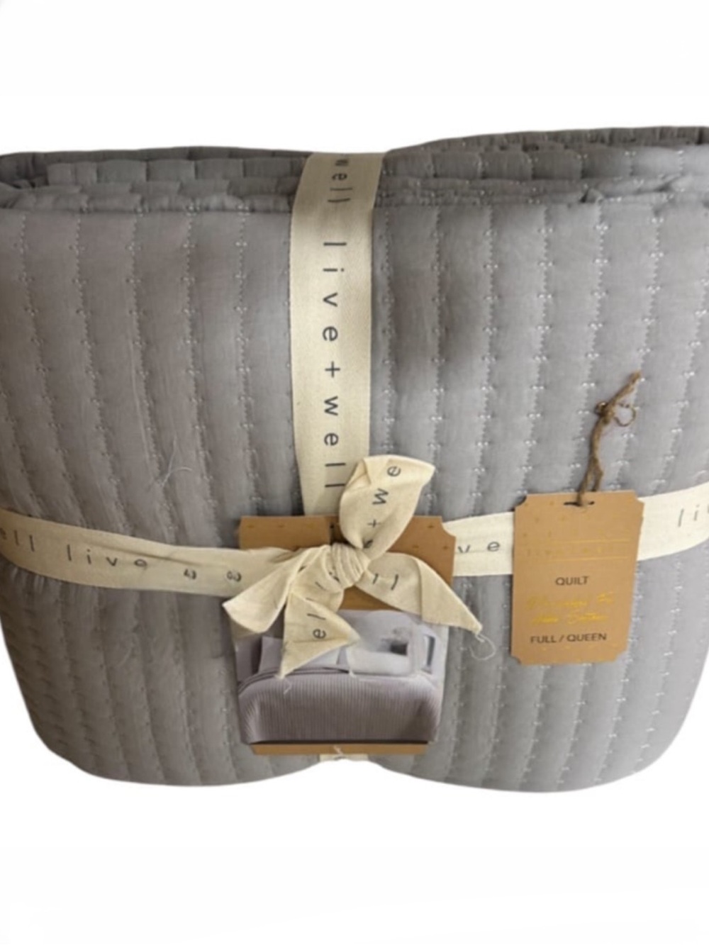 Live Well Gray Full/Queen Quilt 90”x90” NEW with Tags 100% Polyester